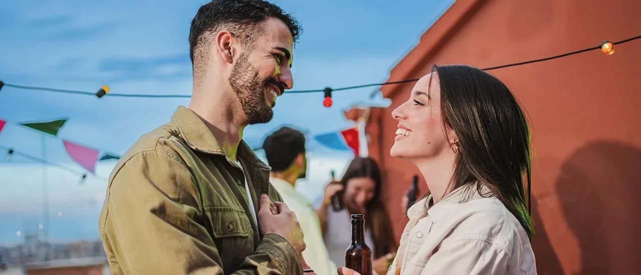 Should You Try Dating a Friend?
