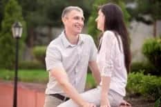 What’s the Best Age Difference in a Relationship? Experts Explain